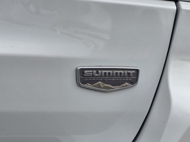 2021 Jeep Grand Cherokee Summit