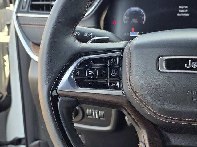 2023 Jeep Grand Cherokee Summit