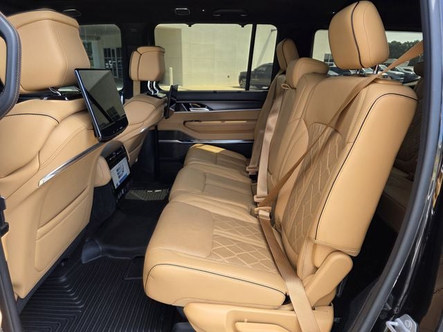 2023 Jeep Grand Wagoneer Series III