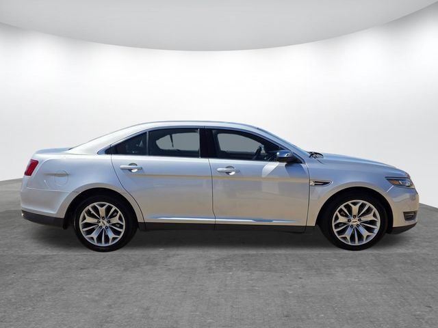 2019 Ford Taurus Limited