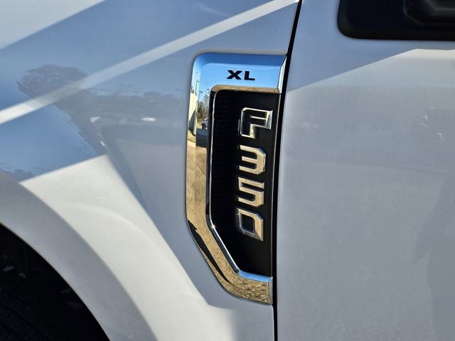 2019 Ford F-350SD XL WITH FLAT BED DRW