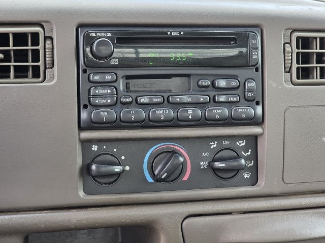 2003 Ford F-250SD Lariat