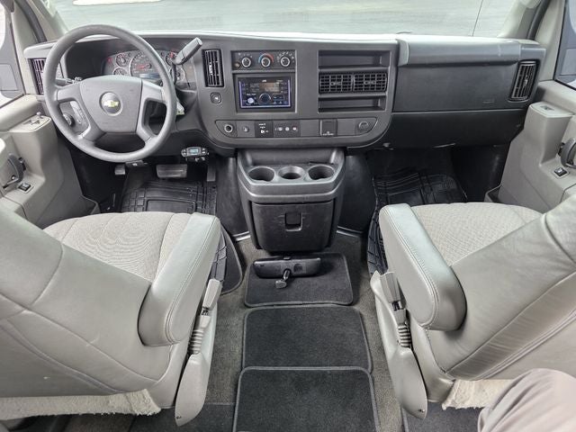 2018 Chevrolet Express 3500 LT Passenger