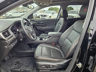2023 GMC Acadia AT4