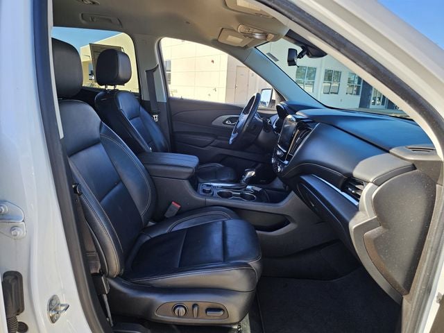 2021 Chevrolet Traverse LT Leather
