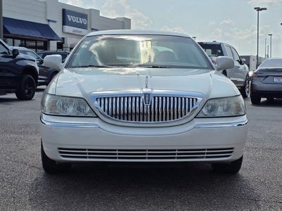2006 Lincoln Town Car Signature