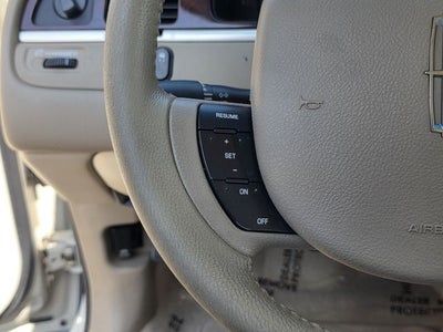 2006 Lincoln Town Car Signature