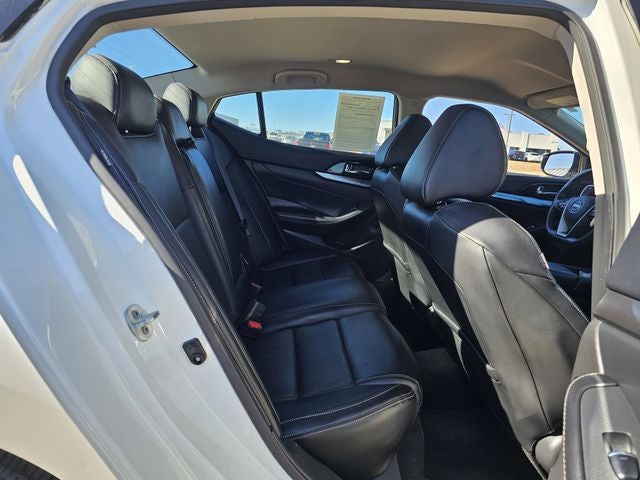 2023 Nissan Maxima SV