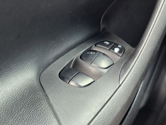 2016 Nissan Altima 2.5 SR