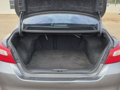 2016 Nissan Altima 2.5 SR