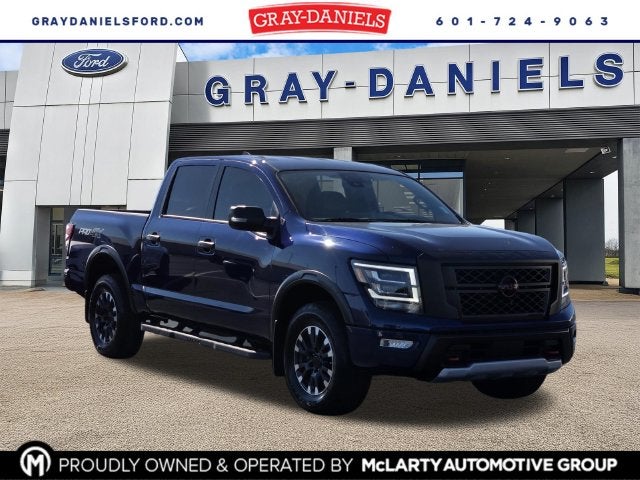 2023 Nissan Titan
