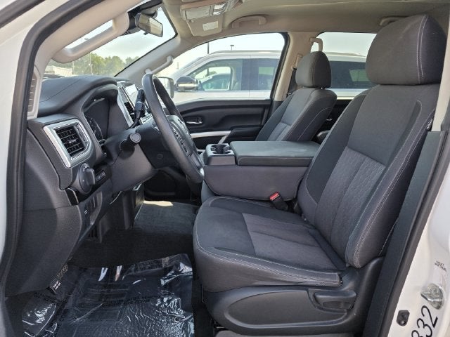 2021 Nissan Titan SV