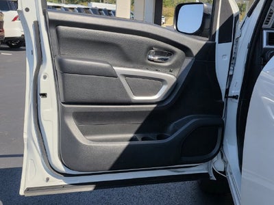 2021 Nissan Titan SV