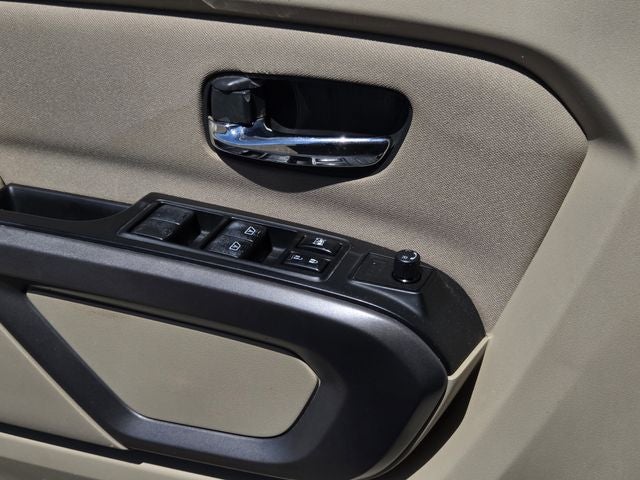 2015 Nissan Titan SV