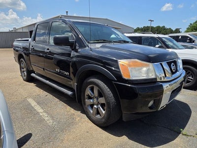 2015 Nissan Titan SV