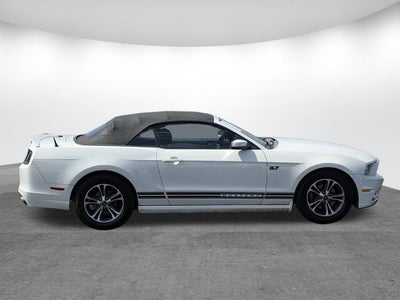 2013 Ford Mustang V6 Premium