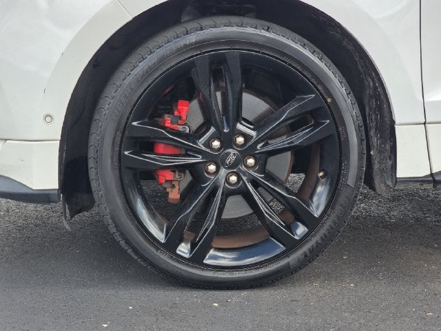 2022 Ford Edge ST