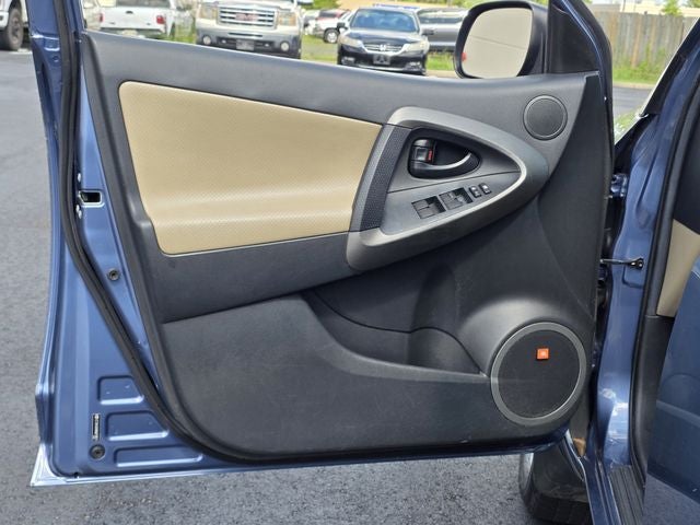 2011 Toyota RAV4 Limited