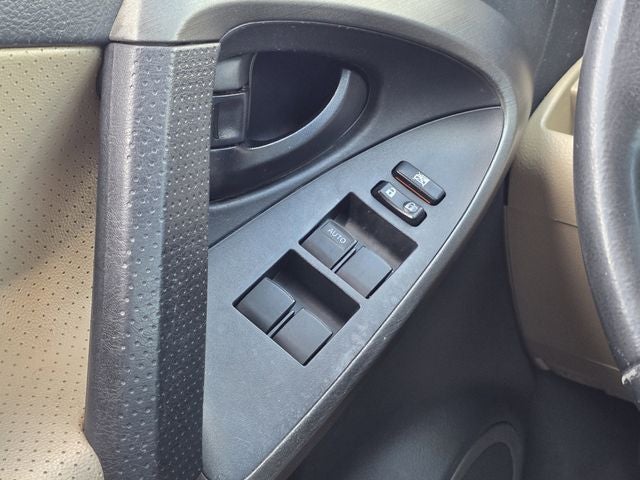 2011 Toyota RAV4 Limited
