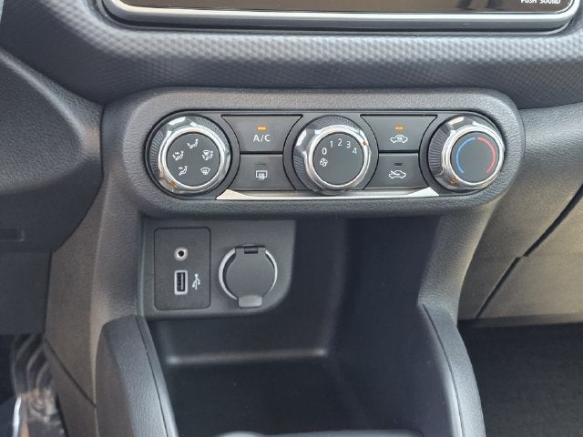 2024 Nissan Kicks S