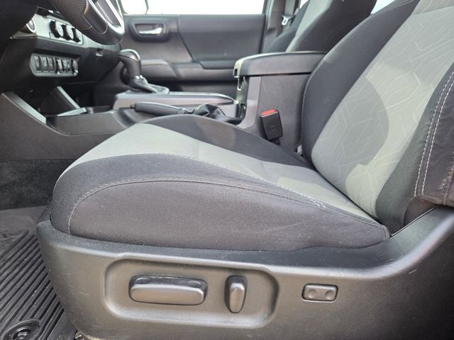 2022 Toyota Tacoma TRD Sport V6