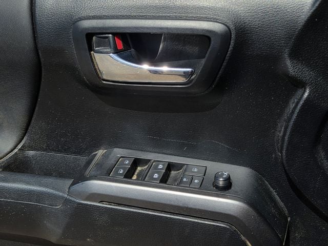 2022 Toyota Tacoma TRD Off-Road V6