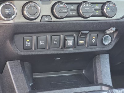 2022 Toyota Tacoma TRD Sport V6