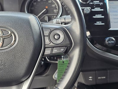 2018 Toyota Camry SE