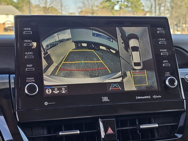 2023 Toyota Camry Hybrid XLE