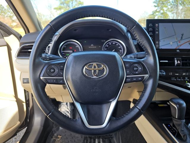 2023 Toyota Camry Hybrid XLE