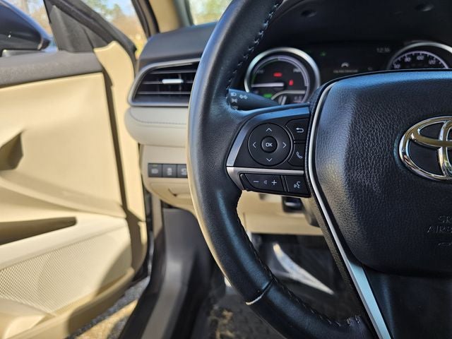 2023 Toyota Camry Hybrid XLE