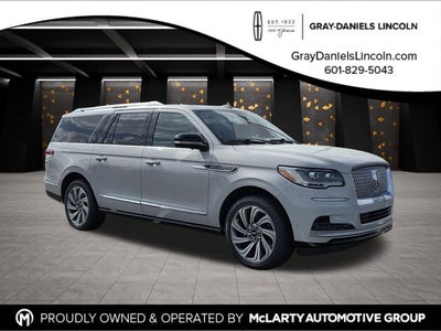 2023 Lincoln Navigator L Reserve