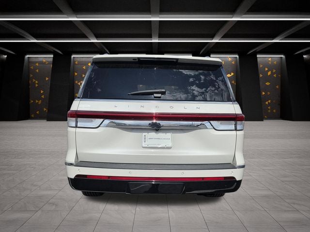 2023 Lincoln Navigator L Reserve