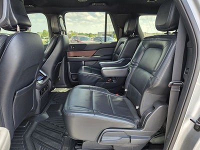 2022 Lincoln Navigator L Standard