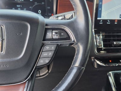 2022 Lincoln Navigator L Standard