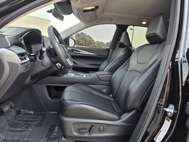 2024 INFINITI QX60 LUXE