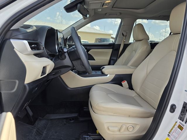2024 Toyota Highlander XLE