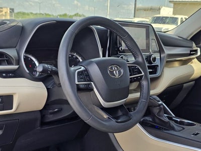 2024 Toyota Highlander XLE