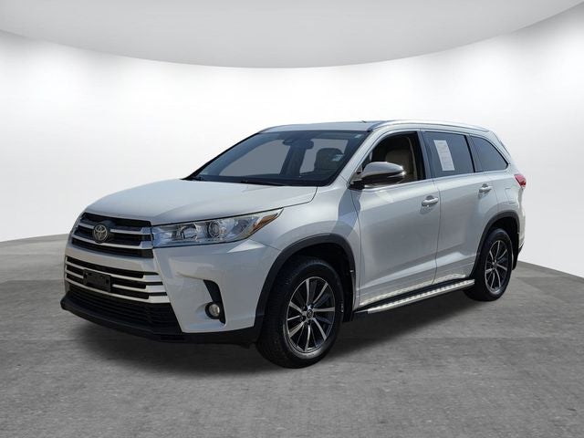 2017 Toyota Highlander Base