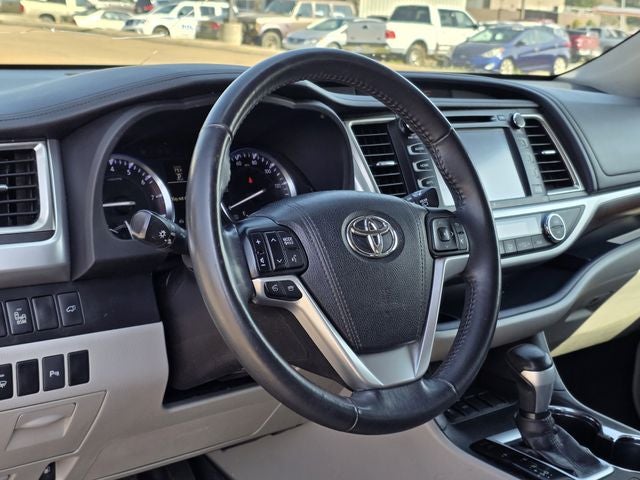 2015 Toyota Highlander Limited V6