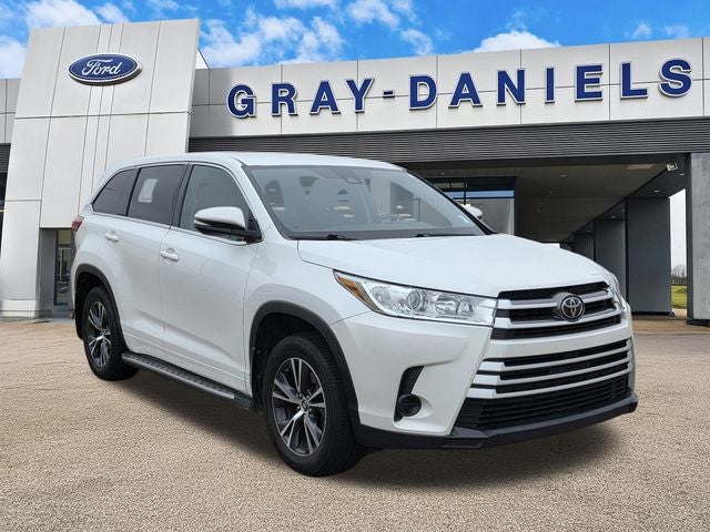 2017 Toyota Highlander LE