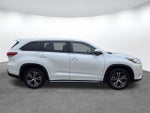 2017 Toyota Highlander LE