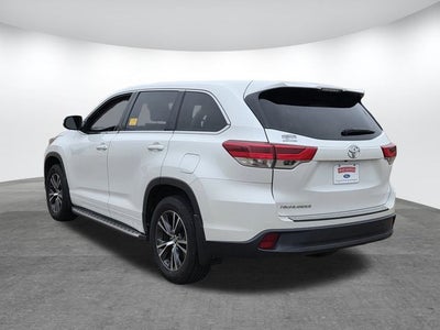 2017 Toyota Highlander LE