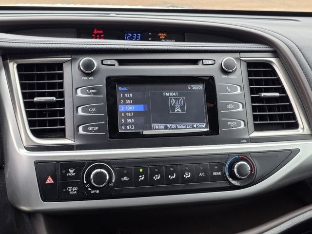 2017 Toyota Highlander LE