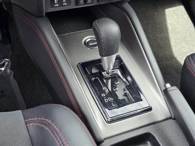2024 Mitsubishi Outlander Sport Base