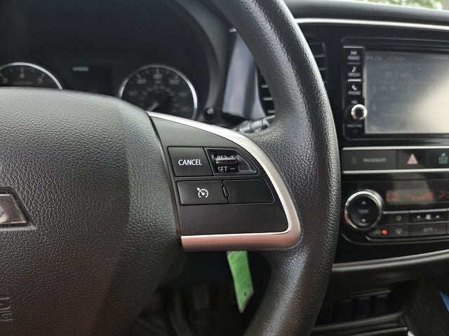 2019 Mitsubishi Outlander ES