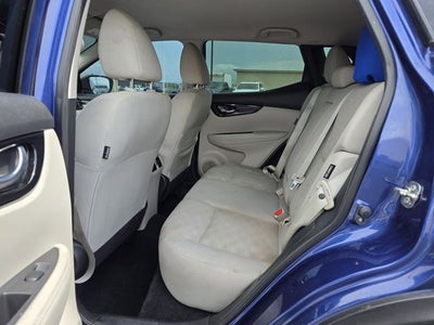 2022 Nissan Rogue Sport SV