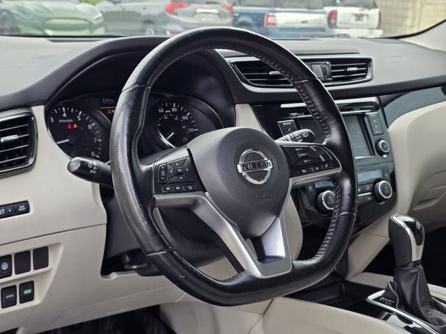 2022 Nissan Rogue Sport SV