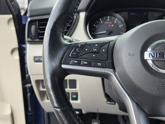 2022 Nissan Rogue Sport SV