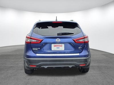2022 Nissan Rogue Sport SV